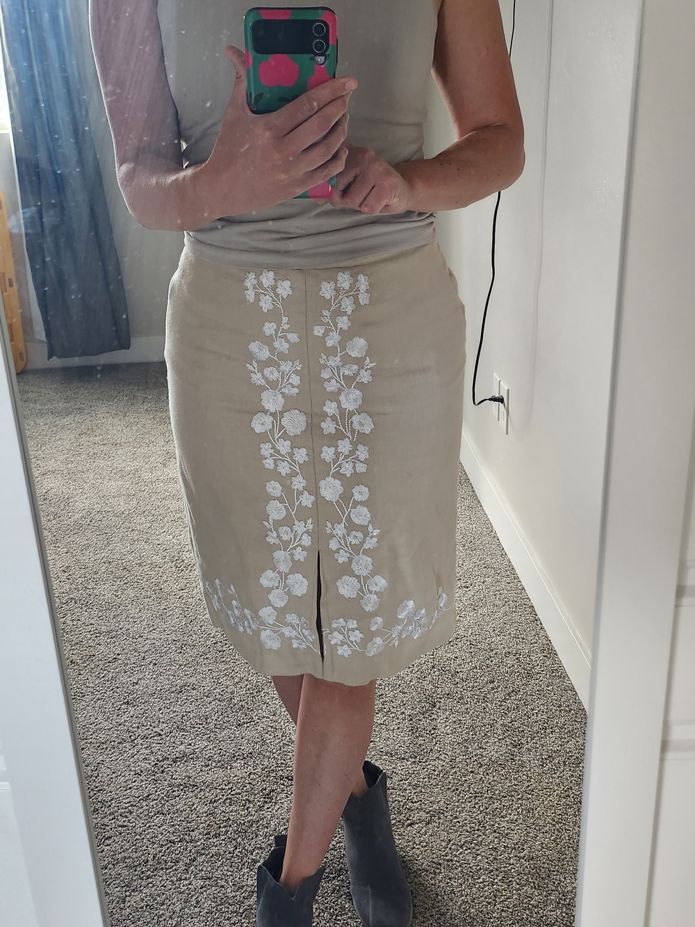 LOFT Beige Pencil Skirt with White Floral Embroidery
